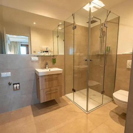 Garni Haus Arenberg 4* Salzburg