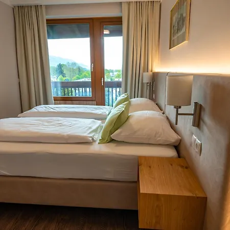 Hotel Garni Haus Arenberg 4*