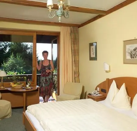 Garni Haus Arenberg 4*