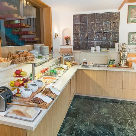 Garni Haus Arenberg Hotel 4*