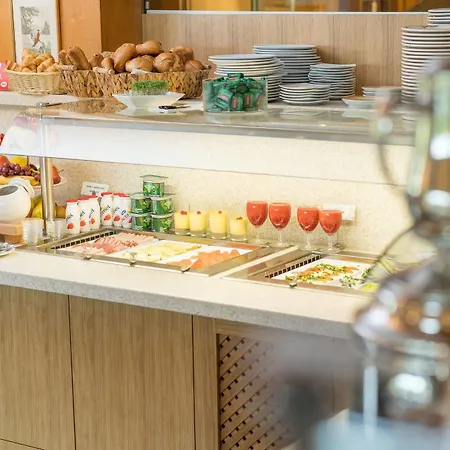Hotel Haus Arenberg 4*