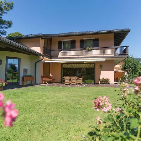 Hotel Haus Arenberg 4*